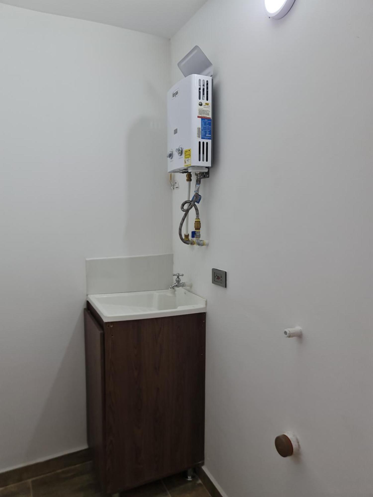 Rg33 Apartasuites *